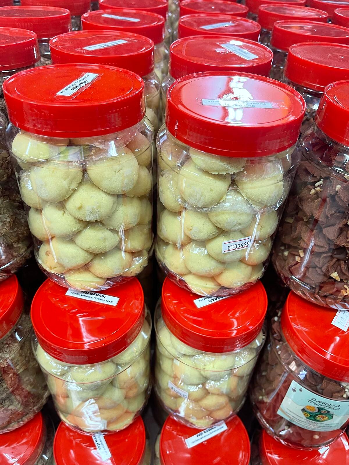 AJH Catering cookies and festive snack jars 5